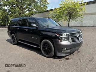 ✅ 2017 Chevrolet Suburban Premier • VIN: 1GNSKJKC9HR217982 • Lot: 81116585. Wystawiony na Copart z przebiegiem 126 991 mil. Bezpłatny archiwum sprzedaży aukcyjnych z USA i szczegółowy raport historii pojazdu na DreamBid. Zdjęcie 1.