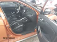 ✅ 2014 Hyundai Veloster Turbo • VIN: KMHTC6AE3EU190633 • Lot: 41074419. Wystawiony na IAAI z przebiegiem 138 332 mil. Bezpłatny archiwum sprzedaży aukcyjnych z USA i szczegółowy raport historii pojazdu na DreamBid. Zdjęcie 5.