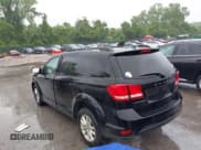 ✅ 2017 Dodge Journey SXT • VIN: 3C4PDCBG1HT571428 • Lot: 42342823. Wystawiony na IAAI z przebiegiem 181 813 mil. Bezpłatny archiwum sprzedaży aukcyjnych z USA i szczegółowy raport historii pojazdu na DreamBid. Zdjęcie 3.