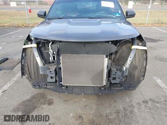 ✅ 2020 Ford Explorer XLT • VIN: 1FMSK8DH9LGB88851 • Lot: 43546314. Wystawiony na IAAI z przebiegiem 85 988 mil. Bezpłatny archiwum sprzedaży aukcyjnych z USA i szczegółowy raport historii pojazdu na DreamBid. Zdjęcie 6.