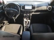 ✅ 2022 Hyundai Venue SEL • VIN: KMHRC8A30NU207490 • Lot: 42017395. Listed on Copart with 71,423 mi. Free auction sales archive from the USA and detailed vehicle history report at DreamBid. Image 8.