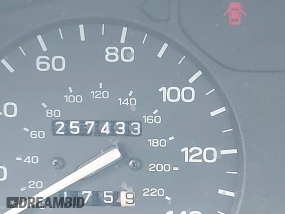 ✅ 1996 Subaru Legacy Outback • VIN: 4S3BG4853T6386412 • Лот: 42205625. Опубликован ранее на IAAI с пробегом 257 433 миль. Бесплатный доступ к архиву аукционных продаж из США и подробный отчёт об истории автомобиля на DreamBid. Изображение 15.