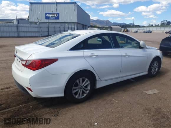 2014 Hyundai Sonata GLS с VIN 5NPEB4AC8EH869245, выставлен на аукционе Copart как лот 84793565 с пробегом 98 618 миль миль и Списание • Salvage title. История ставок и продаж доступна на DreamBid. Изображение 3.