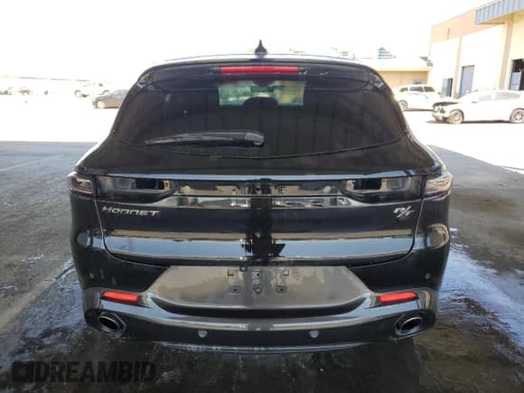 2024 Dodge Hornet R/T z VIN ZACPDFCW3R3A26354, wystawiony jako Copart lot #53850535 z przebiegiem 32 126 mil mil oraz Szkoda całkowita • Salvage title. Historia ofert i sprzedaży dostępna na DreamBid. Obrazek 6.