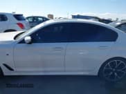 ✅ 2021 BMW 5 Series 540i • VIN: WBA53BJ00MWW89738 • Lot: 43332489. Listed on IAAI with 37,540 mi. Free auction sales archive from the USA and detailed vehicle history report at DreamBid. Image 15.