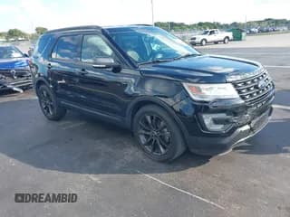 ✅ 2017 Ford Explorer XLT • VIN: 1FM5K7D80HGD96051 • Lot: 43716678. Wystawiony na IAAI z przebiegiem 67 233 mil. Bezpłatny archiwum sprzedaży aukcyjnych z USA i szczegółowy raport historii pojazdu na DreamBid. Zdjęcie 1.