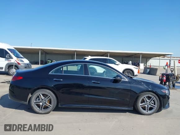 ✅ 2023 Mercedes-Benz CLA 250 • VIN: W1K5J4HB2PN389257 • Lot: 41996665. Listed on IAAI with 33,894 mi. Free auction sales archive from the USA and detailed vehicle history report at DreamBid. Image 13.