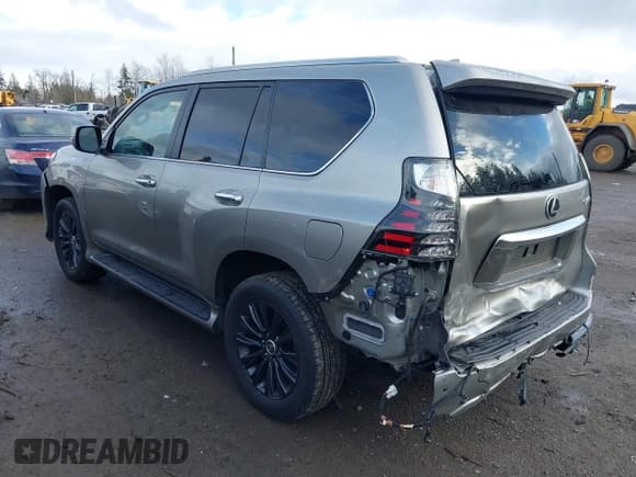 ✅ 2023 Lexus GX 460 Luxury • VIN: JTJGM7BX3P5349489 • Лот: 41621952. Опубликован ранее на IAAI с пробегом 31 932 миль. Бесплатный доступ к архиву аукционных продаж из США и подробный отчёт об истории автомобиля на DreamBid. Изображение 3.