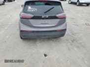 ✅ 2023 Chevrolet Bolt EV 2LT • VIN: 1G1FX6S05P4147965 • Lot: 88822175. Wystawiony na Copart z przebiegiem 37 199 mil. Bezpłatny archiwum sprzedaży aukcyjnych z USA i szczegółowy raport historii pojazdu na DreamBid. Zdjęcie 6.