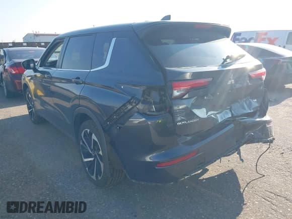 ✅ 2024 Mitsubishi Outlander SE • VIN: JA4J4VA86RZ079851 • Lot: 43125686. Listed on IAAI with 33,507 mi. Free auction sales archive from the USA and detailed vehicle history report at DreamBid. Image 3.