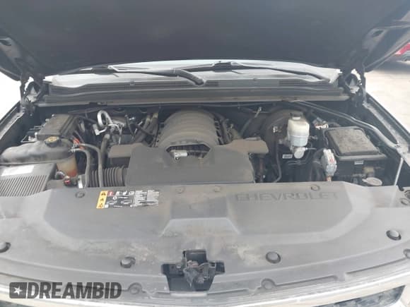 ✅ 2019 Chevrolet Suburban LT • VIN: 1GNSCHKCXKR356581 • Lot: 43382678. Wystawiony na IAAI z przebiegiem 112 699 mil. Bezpłatny archiwum sprzedaży aukcyjnych z USA i szczegółowy raport historii pojazdu na DreamBid. Zdjęcie 10.