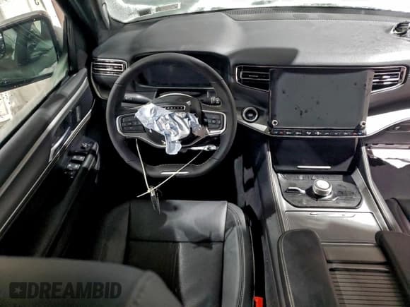 ✅ 2025 Jeep Wagoneer Series II • VIN: 1C4SJVBP9SS530889 • Лот: 94097255. Опубликован ранее на Copart с пробегом Не указан. Бесплатный доступ к архиву аукционных продаж из США и подробный отчёт об истории автомобиля на DreamBid. Изображение 8.