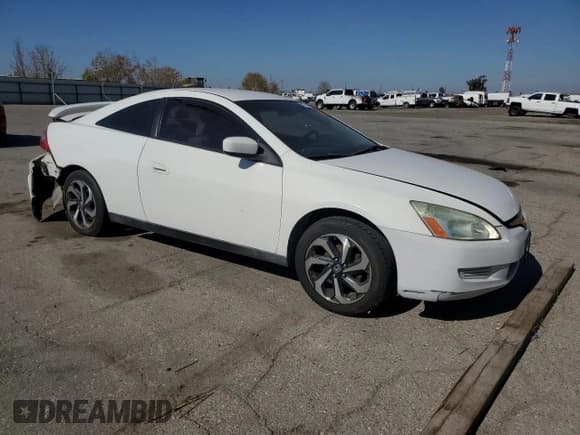 ✅ 2003 Honda Accord LX • VIN: 1HGCM72283A036429 • Lot: 91111335. Listed on Copart with 221,373 mi. Free auction sales archive from the USA and detailed vehicle history report at DreamBid. Image 4.