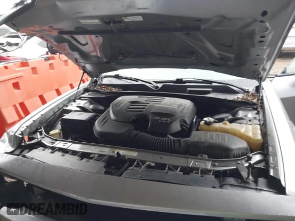 ✅ 2011 Dodge Challenger • VIN: 2B3CJ4DG4BH519321 • Lot: 41511986. Wystawiony na IAAI z przebiegiem 230 695 mil. Bezpłatny archiwum sprzedaży aukcyjnych z USA i szczegółowy raport historii pojazdu na DreamBid. Zdjęcie 10.