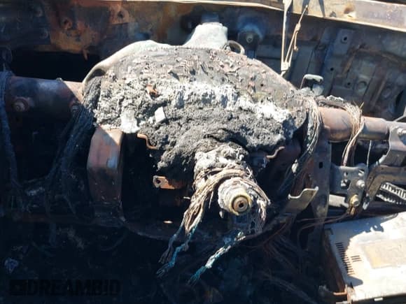 ✅ 2016 Hyundai Veloster Turbo • VIN: KMHTC6AE2GU291956 • Lot: 40088117. Wystawiony na IAAI z przebiegiem Nie podano. Bezpłatny archiwum sprzedaży aukcyjnych z USA i szczegółowy raport historii pojazdu na DreamBid. Zdjęcie 7.