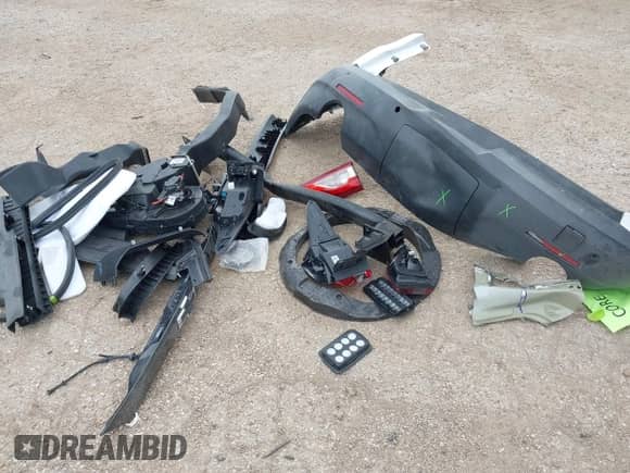 2018 Chevrolet Traverse RS с VIN 1GNERJKX0JJ172558, выставлен на аукционе IAAI как лот 42228007 с пробегом 63 665 миль миль и . История ставок и продаж доступна на DreamBid. Изображение 11.