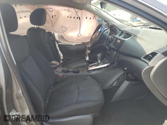 ✅ 2019 Nissan Sentra SR • VIN: 3N1AB7AP8KY207928 • Lot: 67356905. Listed on Copart with 125,850 mi. Free auction sales archive from the USA and detailed vehicle history report at DreamBid. Image 7.