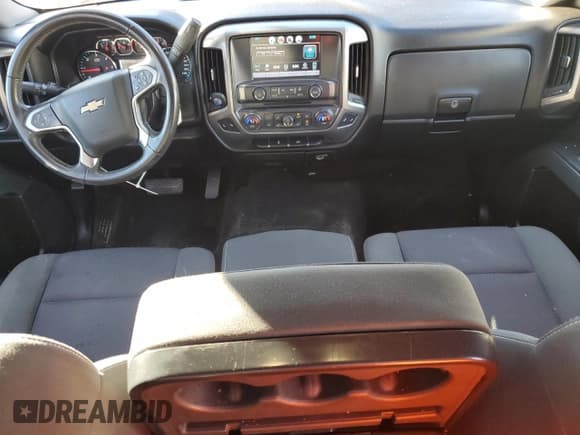 ✅ 2016 Chevrolet Silverado 1500 LT • VIN: 1GCVKREC4GZ285539 • Lot: 82720215. Wystawiony na Copart z przebiegiem 149 763 mil. Bezpłatny archiwum sprzedaży aukcyjnych z USA i szczegółowy raport historii pojazdu na DreamBid. Zdjęcie 8.