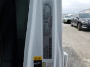 ✅ 2024 Jeep Gladiator Sport S • VIN: 1C6HJTAG3RL102795 • Lot: 52295895. Wystawiony na Copart z przebiegiem 1 663 mil. Bezpłatny archiwum sprzedaży aukcyjnych z USA i szczegółowy raport historii pojazdu na DreamBid. Zdjęcie 14.