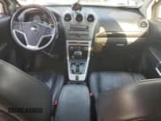 ✅ 2013 Chevrolet Captiva Sport LTZ • VIN: 3GNAL4EK1DS571239 • Lot: 84155074. Wystawiony na Copart z przebiegiem 97 815 mil. Bezpłatny archiwum sprzedaży aukcyjnych z USA i szczegółowy raport historii pojazdu na DreamBid. Zdjęcie 8.