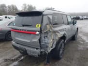 ✅ 2024 Lexus GX 550 Luxury • VIN: JTJVBCDX6R5002471 • Lot: 41014710. Wystawiony na IAAI z przebiegiem 6 804 mil. Bezpłatny archiwum sprzedaży aukcyjnych z USA i szczegółowy raport historii pojazdu na DreamBid. Zdjęcie 4.