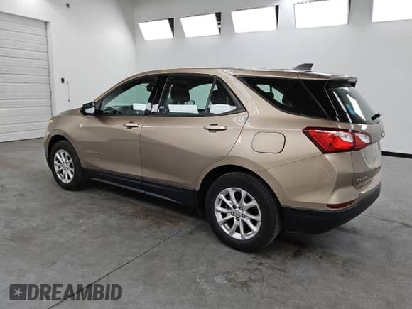 2019 Chevrolet Equinox LS with VIN 2GNAXHEV3K6282770, listed as a Copart auction lot 85337105 with 136,517 mi miles and Clean title. Bid and sale history available at DreamBid. Image 2.