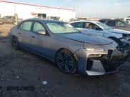 ✅ 2024 BMW 7 Series 760i xDrive • VIN: WBA33EJ03RCS73099 • Lot: 43522976. Wystawiony na IAAI z przebiegiem Nie podano. Bezpłatny archiwum sprzedaży aukcyjnych z USA i szczegółowy raport historii pojazdu na DreamBid. Zdjęcie 1.