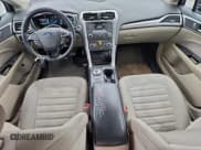 ✅ 2018 Ford Fusion SE • VIN: 3FA6P0LU5JR221041 • Lot: 95310705. Wystawiony na Copart z przebiegiem 157 061 mil. Bezpłatny archiwum sprzedaży aukcyjnych z USA i szczegółowy raport historii pojazdu na DreamBid. Zdjęcie 8.