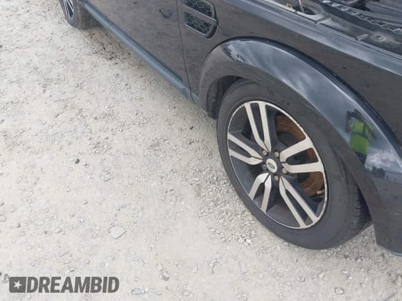 ✅ 2011 Land Rover LR4 HSE • VIN: SALAG2D40BA583460 • Lot: 42795572. Listed on IAAI with 152,303 mi. Free auction sales archive from the USA and detailed vehicle history report at DreamBid. Image 6.