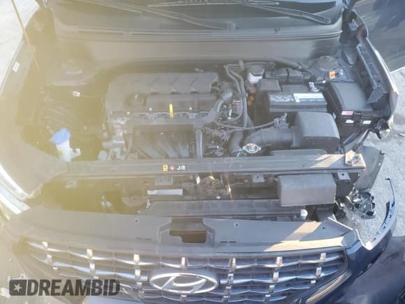 ✅ 2021 Hyundai Venue Denim • VIN: KMHRC8A30MU120607 • Lot: 86898884. Listed on Copart with 28,681 mi. Free auction sales archive from the USA and detailed vehicle history report at DreamBid. Image 14.