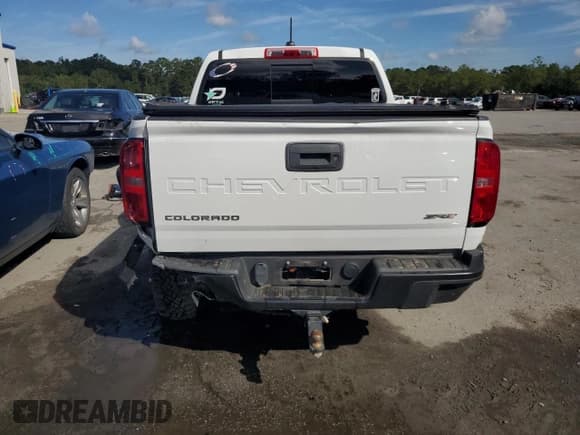 ✅ 2022 Chevrolet Colorado 4WD ZR2 • VIN: 1GCGTEEN6N1327754 • Лот: 85565305. Опубликован ранее на Copart с пробегом 33 333 миль. Бесплатный доступ к архиву аукционных продаж из США и подробный отчёт об истории автомобиля на DreamBid. Изображение 6.