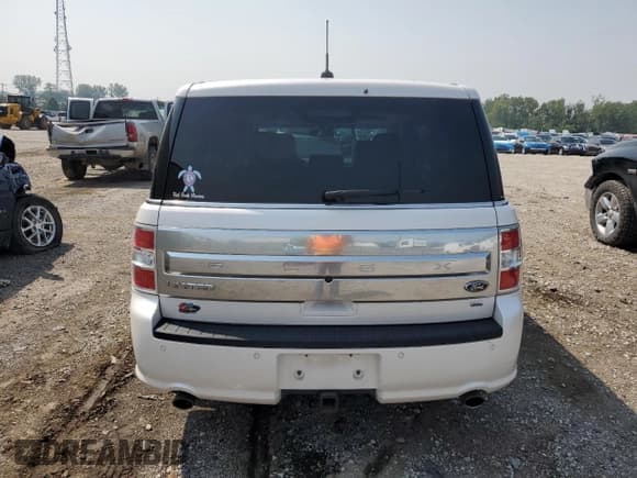 ✅ 2016 Ford Flex Limited • VIN: 2FMHK6D87GBA22341 • Lot: 67200895. Wystawiony na Copart z przebiegiem 92 917 mil. Bezpłatny archiwum sprzedaży aukcyjnych z USA i szczegółowy raport historii pojazdu na DreamBid. Zdjęcie 6.