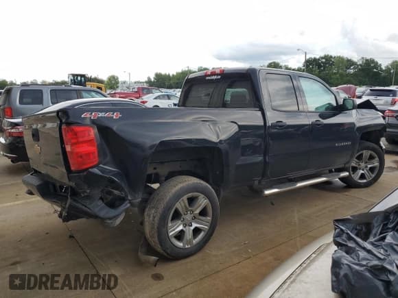 ✅ 2016 Chevrolet Silverado 1500 Custom • VIN: 1GCVKPEC7GZ277861 • Лот: 65574044. Опубликован ранее на Copart с пробегом 126 855 миль. Бесплатный доступ к архиву аукционных продаж из США и подробный отчёт об истории автомобиля на DreamBid. Изображение 3.