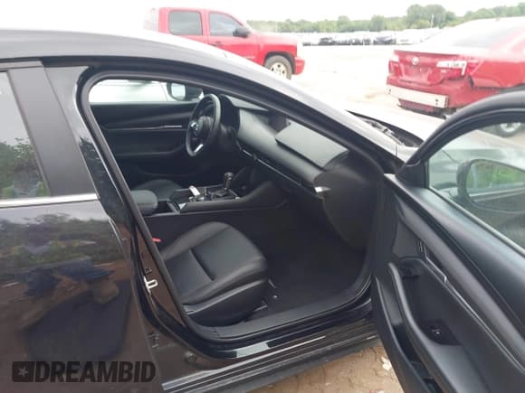 ✅ 2025 Mazda 3 S Select Sport • VIN: JM1BPAKM5S1752607 • Lot: 42871850. Listed on IAAI with 24,286 mi. Free auction sales archive from the USA and detailed vehicle history report at DreamBid. Image 5.