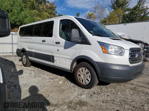 ✅ 2017 Ford Transit XL • VIN: 1FBZX2ZM8HKB13011 • Lot: 81103975. Listed on Copart with 351,201 mi. Free auction sales archive from the USA and detailed vehicle history report at DreamBid. Image 4.