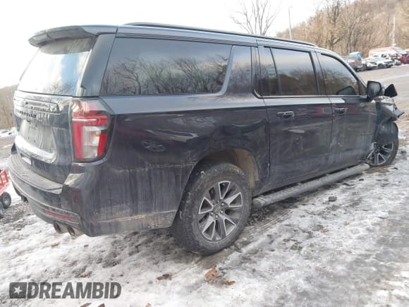 ✅ 2023 Chevrolet Suburban • VIN: 1GNSKDKL7PR559141 • Лот: 41444607. Опубликован ранее на IAAI с пробегом 59 087 миль. Бесплатный доступ к архиву аукционных продаж из США и подробный отчёт об истории автомобиля на DreamBid. Изображение 4.