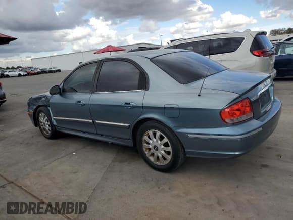 ✅ 2005 Hyundai Sonata GLS • VIN: KMHWF35H15A135770 • Лот: 76419534. Опубликован ранее на Copart с пробегом 96 107 миль. Бесплатный доступ к архиву аукционных продаж из США и подробный отчёт об истории автомобиля на DreamBid. Изображение 2.