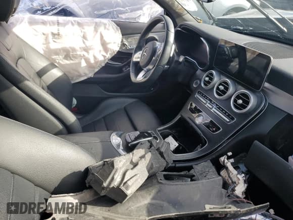 ✅ 2020 Mercedes-Benz C 300 • VIN: W1KWK8EB8LG013044 • Lot: 80721215. Wystawiony na Copart z przebiegiem Nie podano. Bezpłatny archiwum sprzedaży aukcyjnych z USA i szczegółowy raport historii pojazdu na DreamBid. Zdjęcie 7.