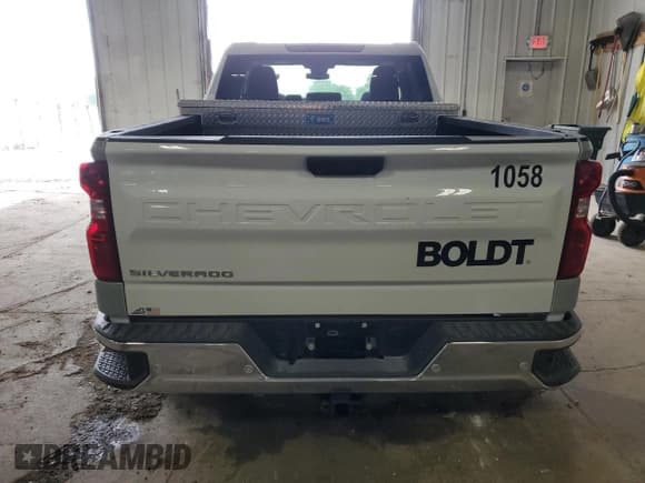 ✅ 2025 Chevrolet Silverado 1500 • VIN: 1GCRKAED4SZ206620 • Лот: 61067185. Опубликован ранее на Copart с пробегом 3 985 миль. Бесплатный доступ к архиву аукционных продаж из США и подробный отчёт об истории автомобиля на DreamBid. Изображение 6.