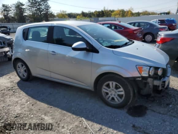 2015 Chevrolet Sonic LT с VIN 1G1JC6SG3F4102721, выставлен на аукционе Copart как лот 74031674 с пробегом 107 763 миль миль и Списание • Salvage title. История ставок и продаж доступна на DreamBid. Изображение 4.