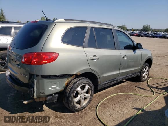 ✅ 2008 Hyundai Santa Fe GLS • VIN: 5NMSG13D58H159665 • Lot: 70779364. Listed on Copart with 372,723 mi. Free auction sales archive from the USA and detailed vehicle history report at DreamBid. Image 3.