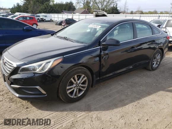 ✅ 2017 Hyundai Sonata SE • VIN: 5NPE24AF2HH592607 • Lot: 47034363. Listed on Copart with 56,324 mi. Free auction sales archive from the USA and detailed vehicle history report at DreamBid. Image 1.