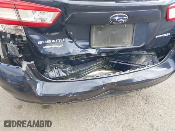 ✅ 2019 Subaru Impreza Premium • VIN: 4S3GTAD60K3720264 • Lot: 43507663. Listed on IAAI with 69,615 mi. Free auction sales archive from the USA and detailed vehicle history report at DreamBid. Image 12.