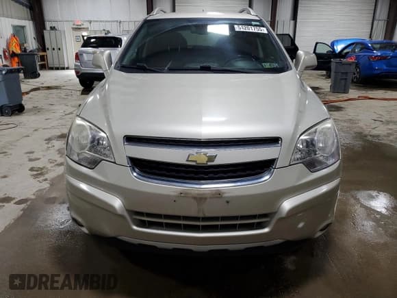 ✅ 2014 Chevrolet Captiva Sport LT • VIN: 3GNAL3EKXES635130 • Lot: 54201755. Wystawiony na Copart z przebiegiem 90 155 mil. Bezpłatny archiwum sprzedaży aukcyjnych z USA i szczegółowy raport historii pojazdu na DreamBid. Zdjęcie 5.
