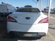 ✅ 2014 Hyundai Genesis Coupe 2.0T • VIN: KMHHT6KD7EU114120 • Lot: 43400811. Listed on IAAI with 129,627 mi. Free auction sales archive from the USA and detailed vehicle history report at DreamBid. Image 16.