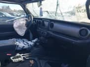 ✅ 2021 Jeep Wrangler Unlimited Sport S • VIN: 1C4HJXDG2MW705126 • Лот: 42048244. Опубликован ранее на IAAI с пробегом 34 317 миль. Бесплатный доступ к архиву аукционных продаж из США и подробный отчёт об истории автомобиля на DreamBid. Изображение 5.