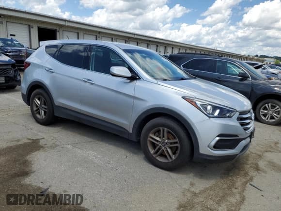 ✅ 2018 Hyundai Santa Fe 2.4L • VIN: 5XYZT3LB2JG565925 • Лот: 57539894. Опубликован ранее на Copart с пробегом 86 115 миль. Бесплатный доступ к архиву аукционных продаж из США и подробный отчёт об истории автомобиля на DreamBid. Изображение 4.
