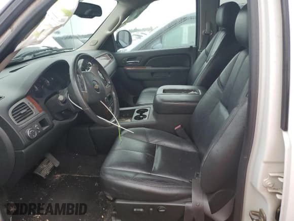 ✅ 2011 Chevrolet Silverado 1500 LTZ • VIN: 3GCPCTE08BG293970 • Lot: 39910474. Listed on Copart with 188,109 mi. Free auction sales archive from the USA and detailed vehicle history report at DreamBid. Image 7.