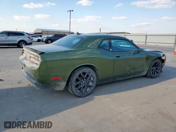 ✅ 2023 Dodge Challenger R/T • VIN: 2C3CDZBT2PH668857 • Лот: 84926115. Опубликован ранее на Copart с пробегом 18 818 миль. Бесплатный доступ к архиву аукционных продаж из США и подробный отчёт об истории автомобиля на DreamBid. Изображение 3.