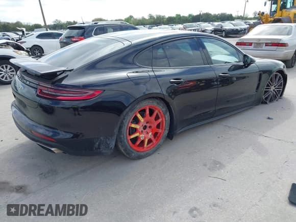 ✅ 2019 Porsche Panamera • VIN: WP0AA2A73KL101303 • Лот: 41562312. Опубликован ранее на IAAI с пробегом 67 549 миль. Бесплатный доступ к архиву аукционных продаж из США и подробный отчёт об истории автомобиля на DreamBid. Изображение 4.
